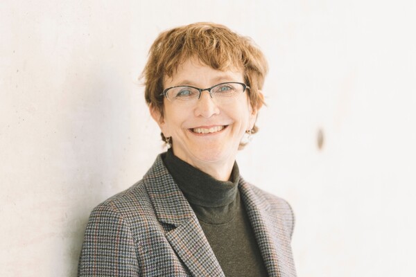Headshot of Brenda Andrews