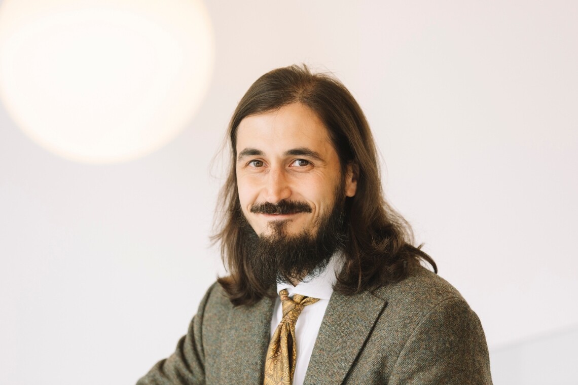 Headshot of Artem Babaian